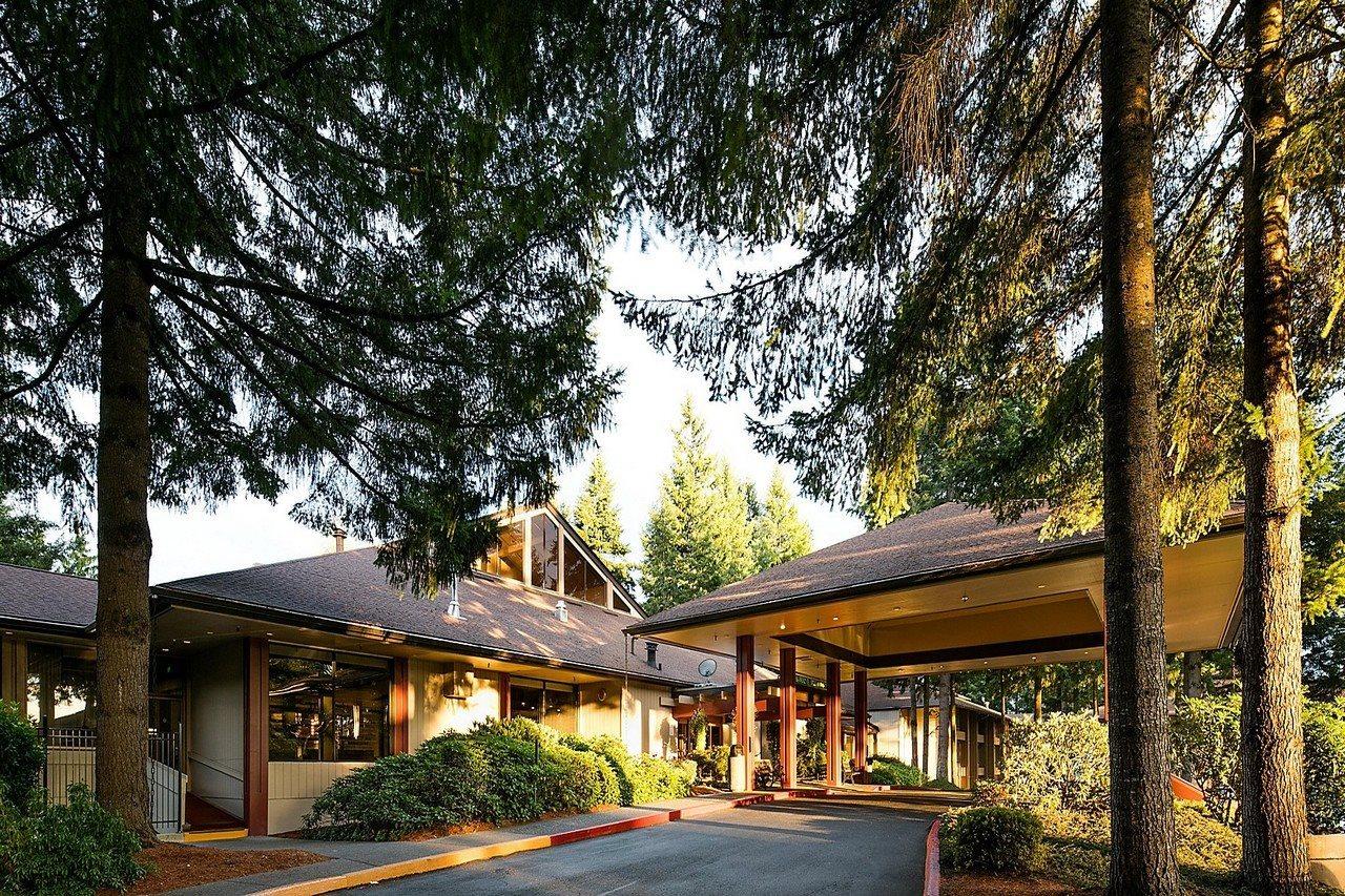 Olympia Hotel At Capitol Lake Exterior photo
