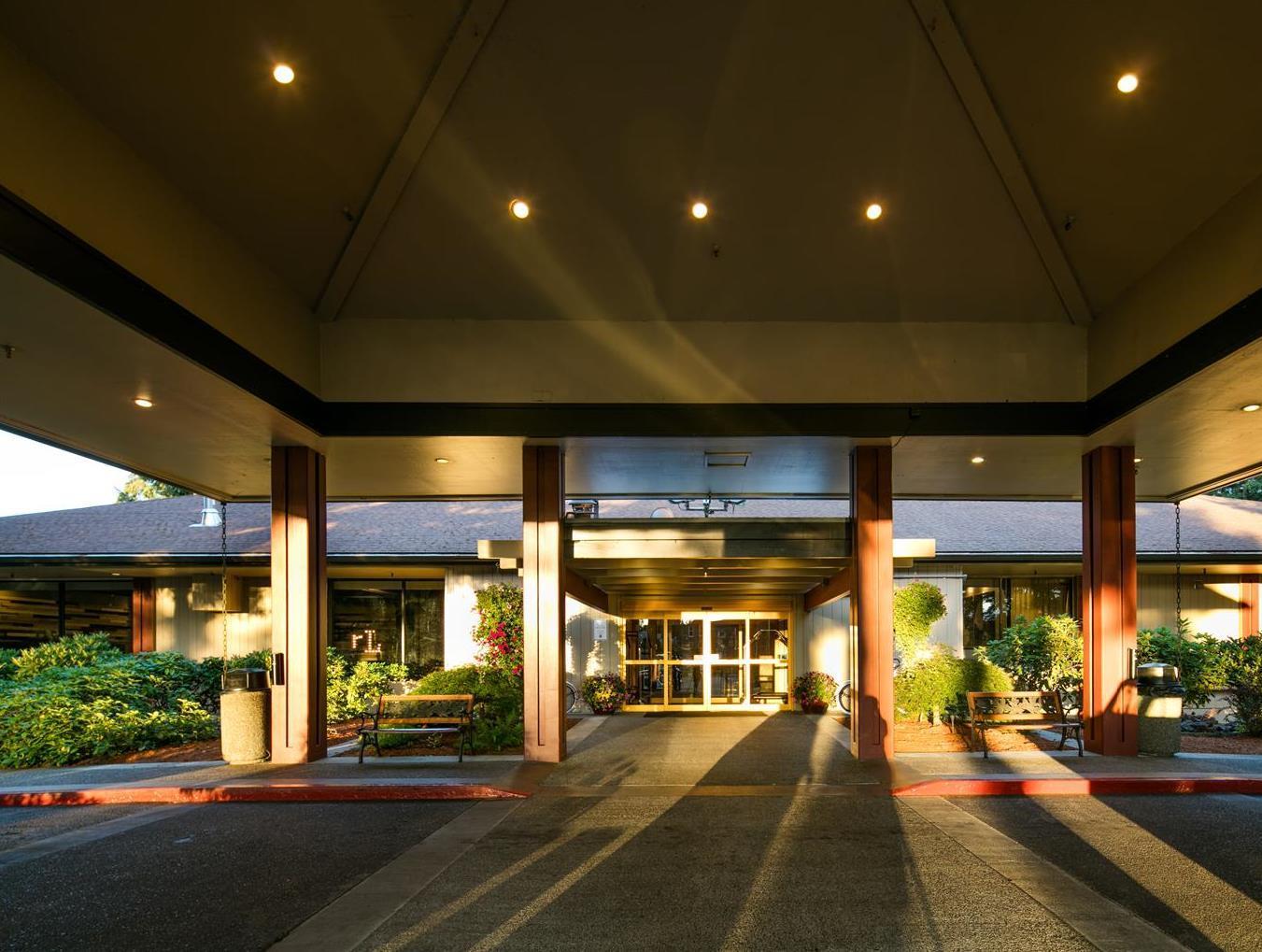 Olympia Hotel At Capitol Lake Exterior photo
